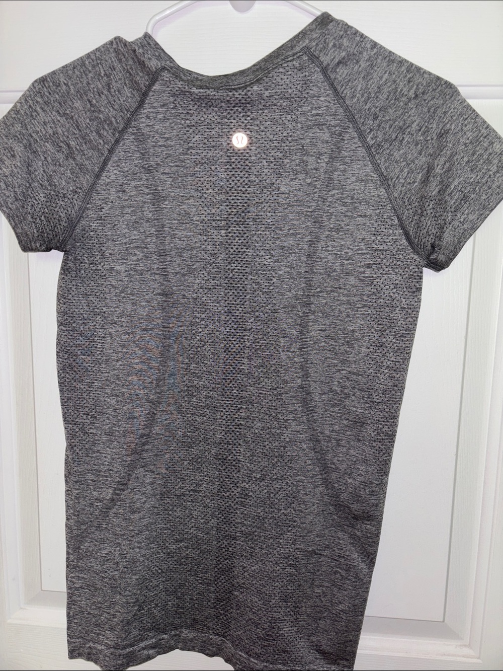 Lululemon Women's Gray Short-Sleeve Active Tee - Picture 3 of 5
